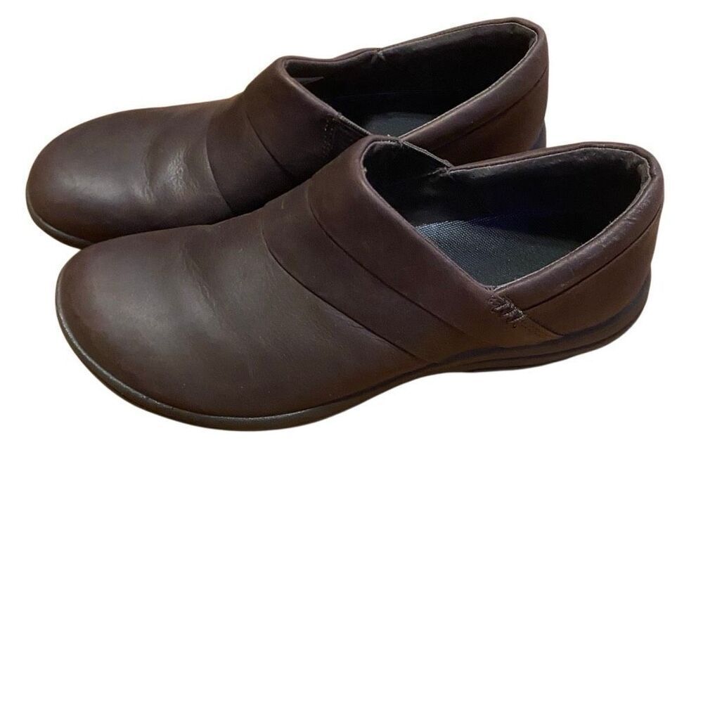 Merrell women’s size 9.5 style J51694 clog brown slip on